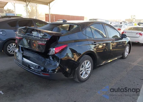 2025 Toyota Camry Le from USA, damaged, VIN 4T1DAACK7SU145464